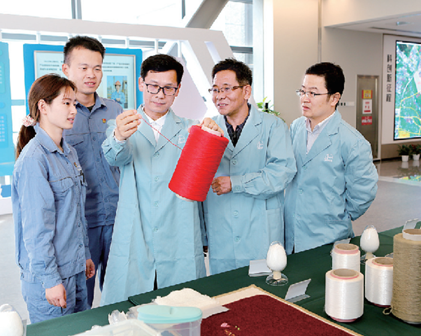 加快突破新型绿OD体育官方色化工关键技术推动石油化工行业转型升级(图1)