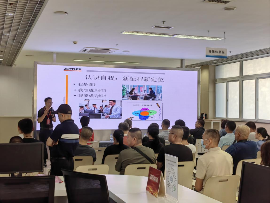 达成就业意向800余人！我省三地举办“百企千岗”巡回招聘活动(图3)